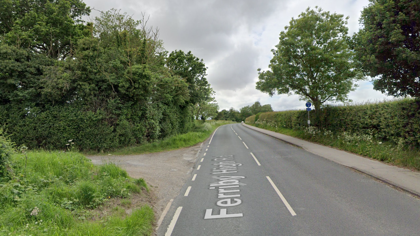 Girl, 13, 'critical' after being found stabbed next to A63 in Hessle - as six teenagers arrested