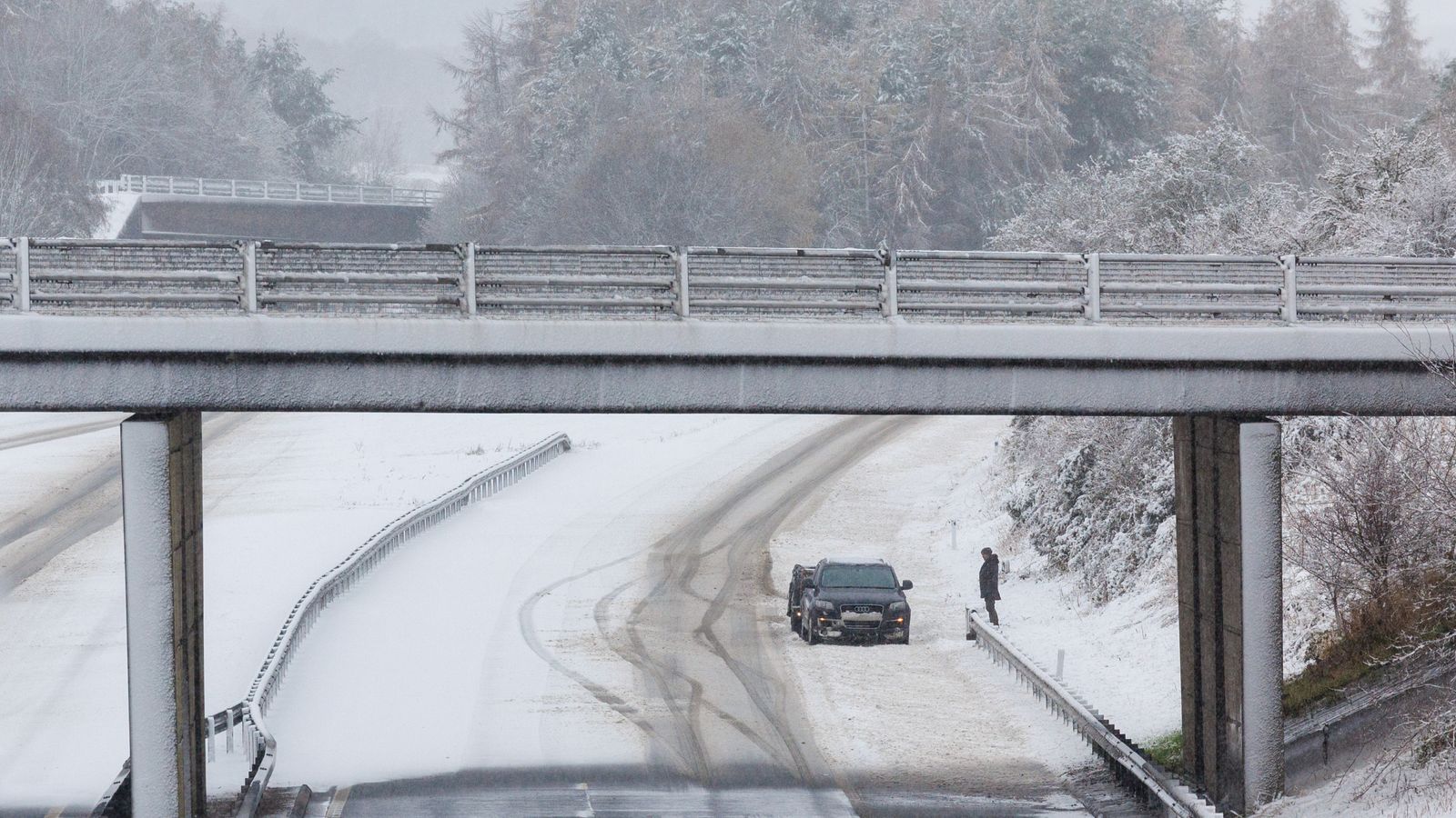 Storm Butte Latest: 'Multi-hazard weather event' hits UK with snow, heavy rain and gusts of 82mph – 10 people rescued from landslide in North Wales | uk news