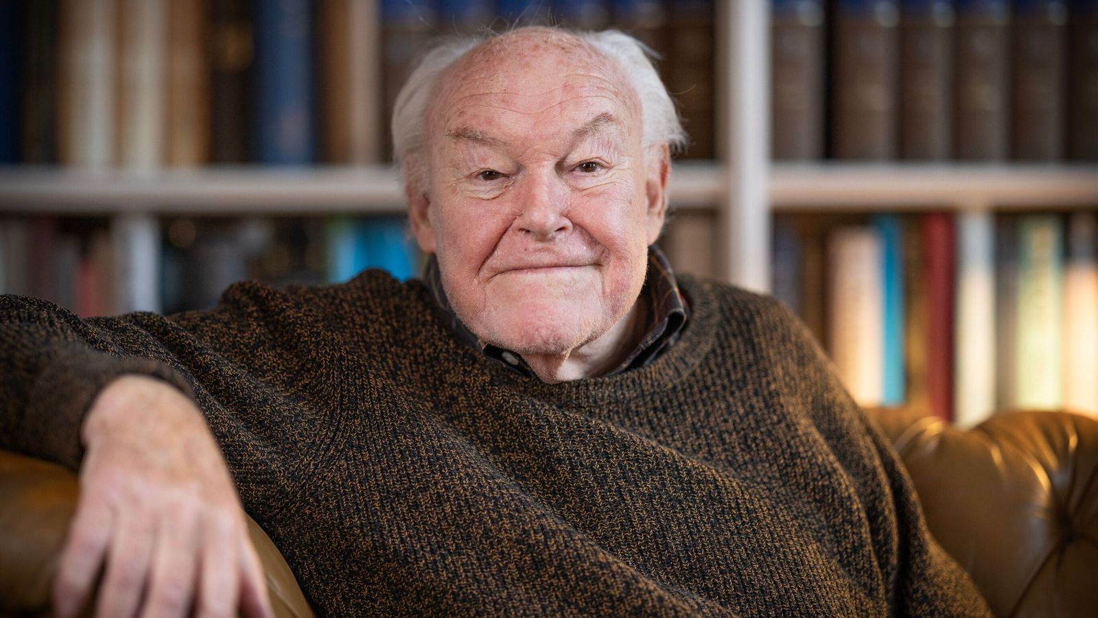 Actor Timothy West has died, aged 90 | UK News | Sky News