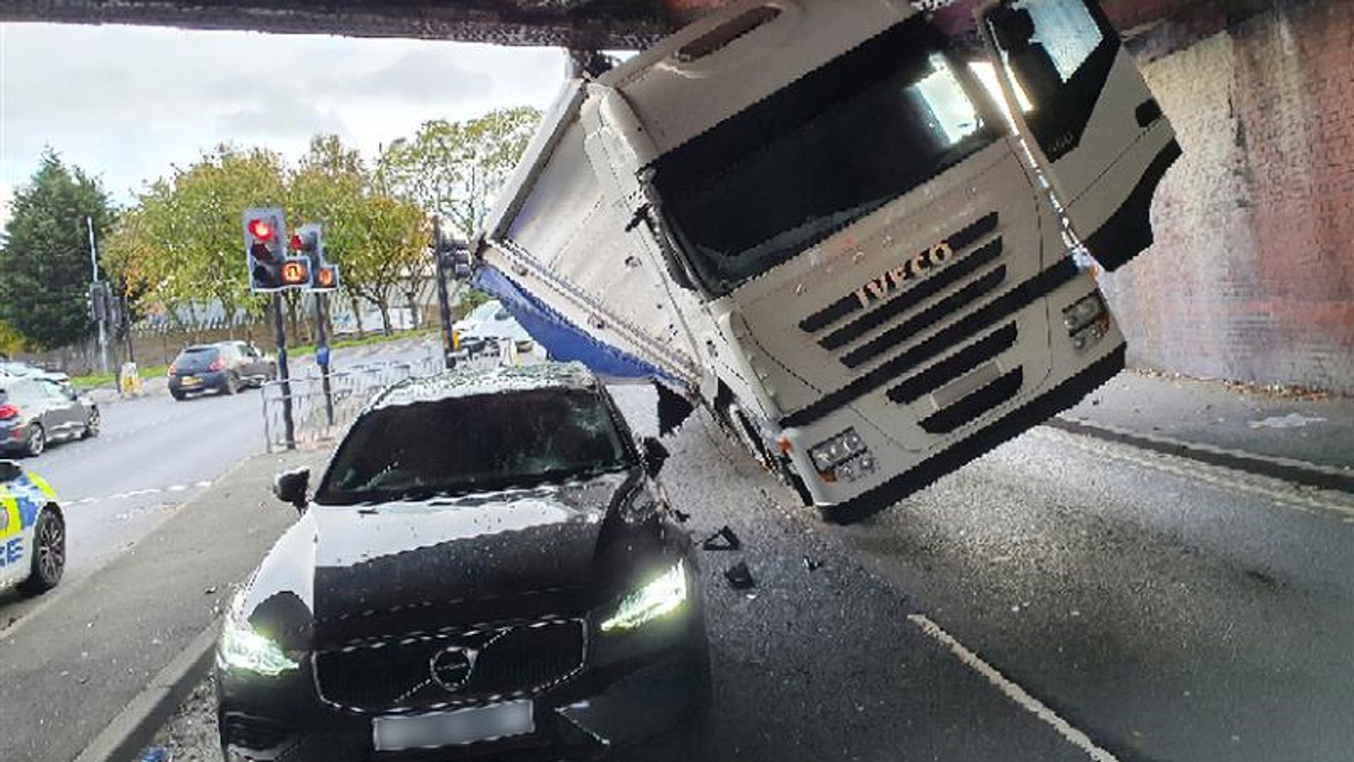 Worst areas for uninsured drivers revealed – as motorist tells of ‘lucky’ escape from stolen lorry crash