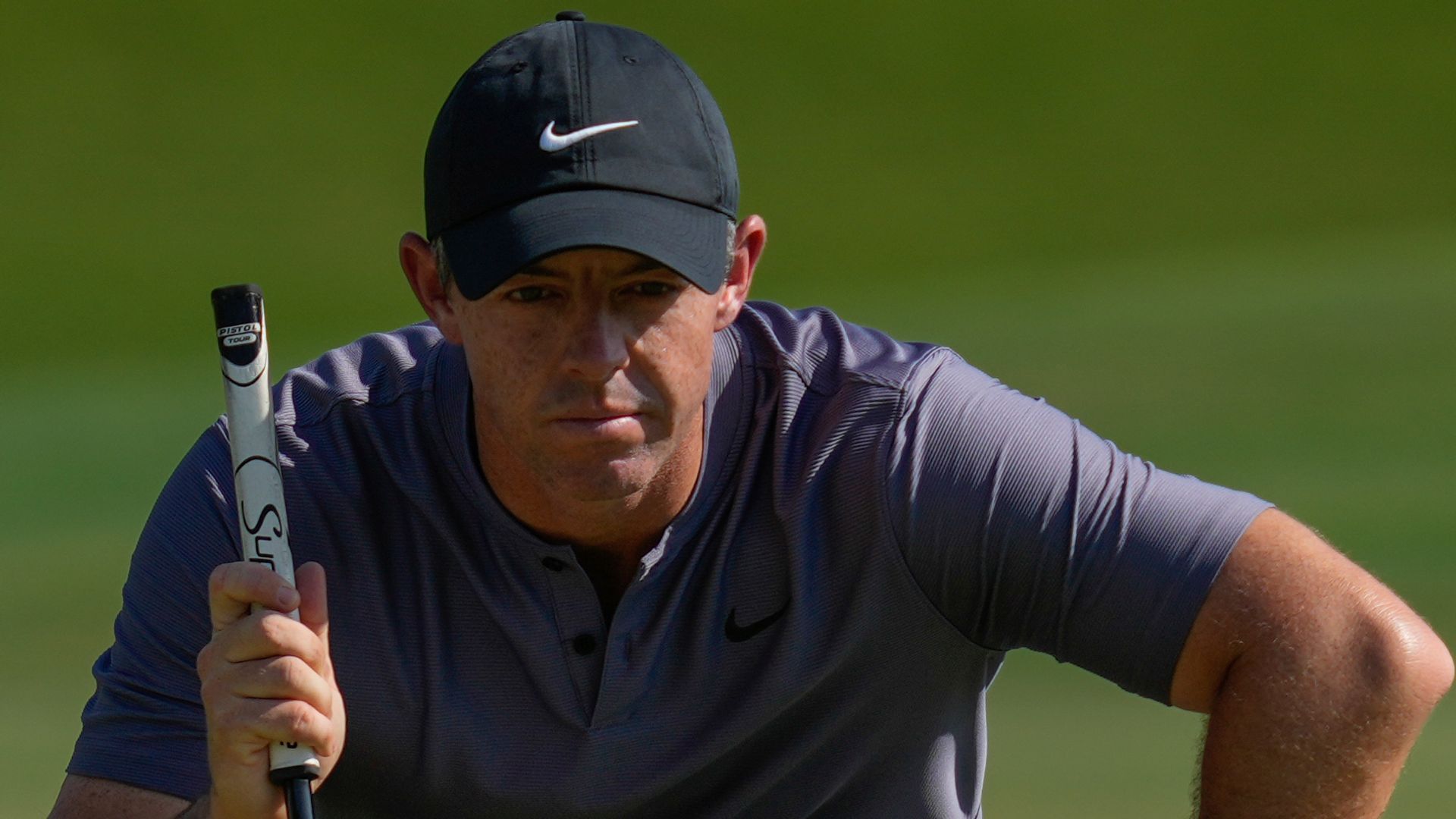 McIlroy and Hatton chasing Rozner in Dubai thriller