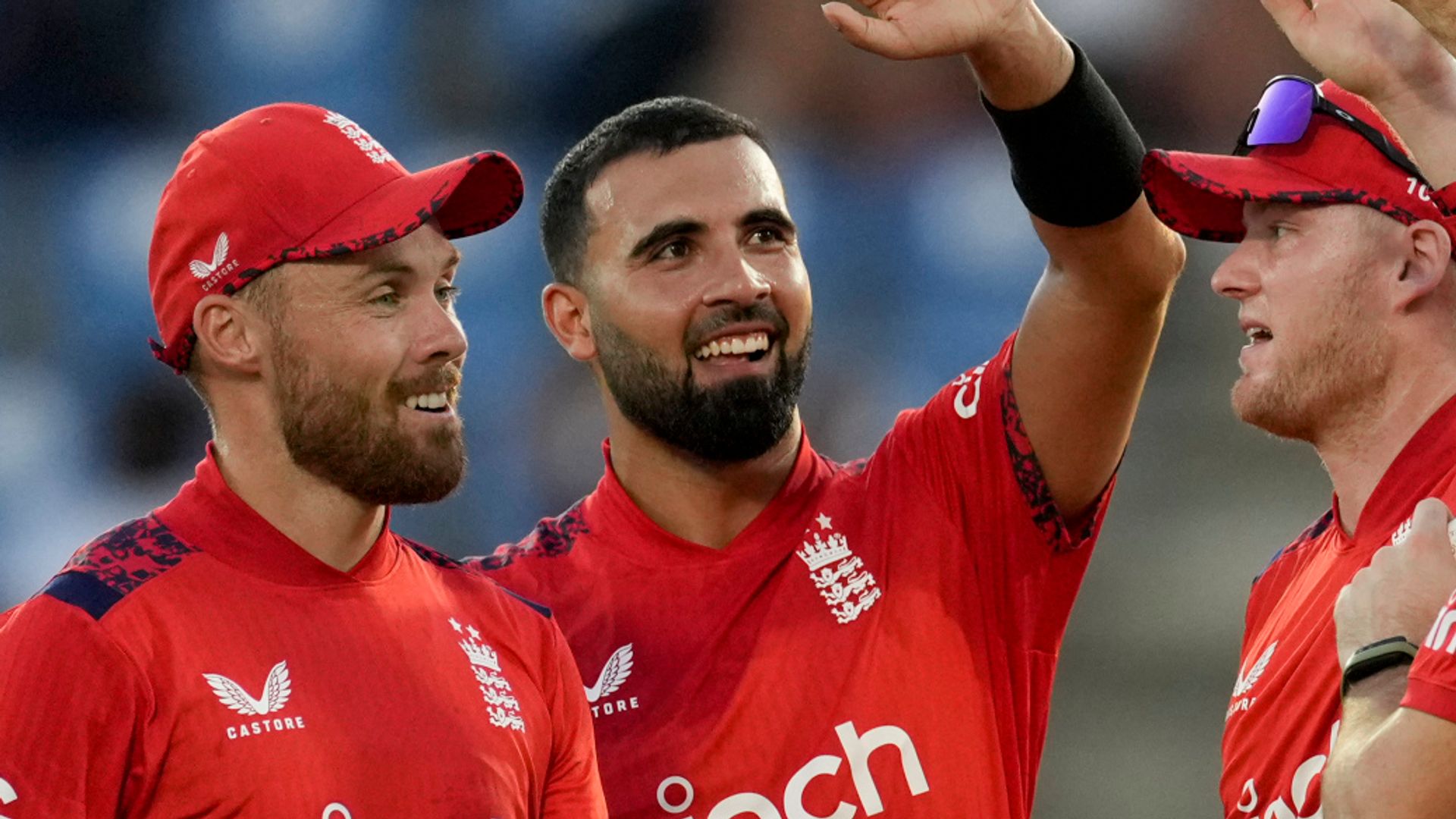 England clinch T20 series with edgy three-wicket win over West Indies