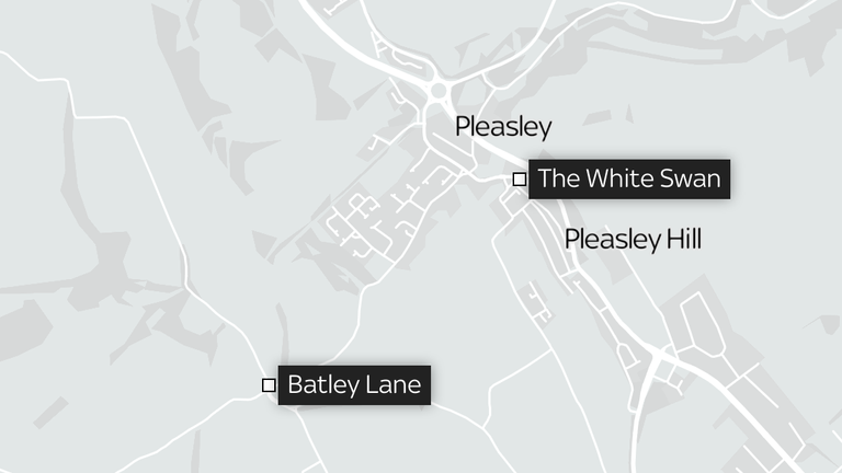 Batley Lane, scene of e-bike crash in Pleasley on 26/11/2024 which killed Alana Armstrong. The White Swan PH is the location of a CCTV image of a woman who is being sought by police. https://www.derbyshire.police.uk/news/derbyshire/news/appeals/north/2024/november/pleasley-murder-urgent-appeal-to-help-identify-woman/