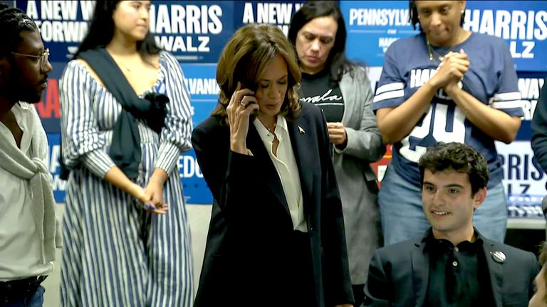 https://e3.365dm.com/24/11/768x432/skynews-kamala-harris-mobile_6739926.jpg?20241105203723