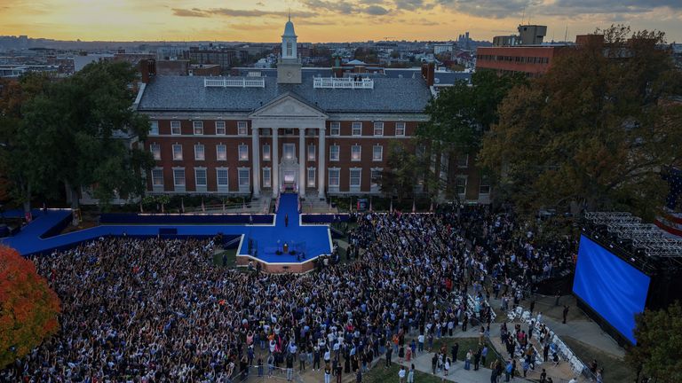 Democratic presidential nominee U.S. Vice President Kamala Harris arrives to deliver a speech conceding 2024 U.S. Presidential Election to President-elect Trump at Howard University in Washington, DC, U.S. November 6, 2024. Tasos Katopodis/Pool via REUTERS
