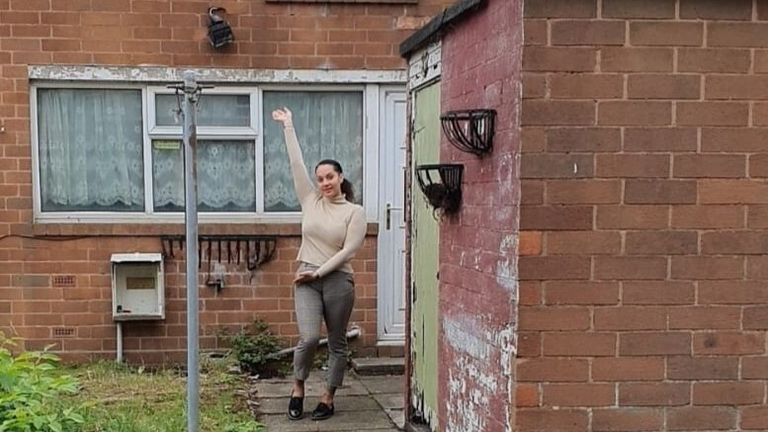 This home was an eyesore in Ayyesha's neighbourhood