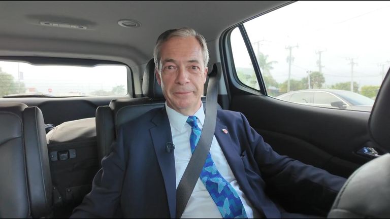 Nigel Farage dołączy do ekipy Donalda Trumpa podczas wieczoru wyborczego. 