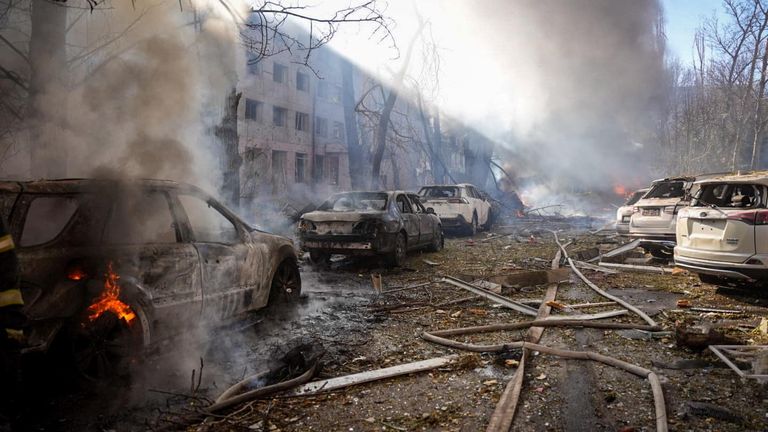 A view shows cars and a building heavily damaged during a Russian missile strike, amid Russia's attack on Ukraine, in Odesa, Ukraine November 18, 2024. Press service of the State Emergency Service of Ukraine/Handout via REUTERS ATTENTION EDITORS - THIS IMAGE HAS BEEN SUPPLIED BY A THIRD PARTY. DO NOT OBSCURE LOGO.