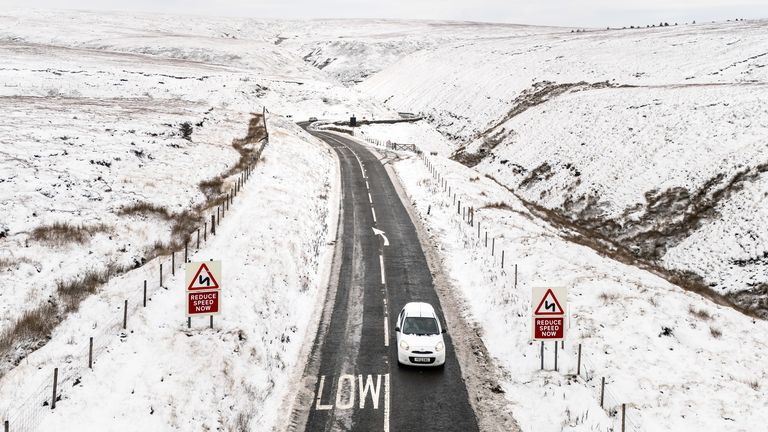 PABest..A general of the A57 Snake Pass in the Peak District, Derbyshire. The UK is bracing for snow, ice and cold temperatures as up to 20cm of snow could hit the UK over the coming days. Picture date: Tuesday November 19, 2024. PA Photo. See PA story WEATHER Snow. Photo credit should read: Danny Lawson/PA Wire