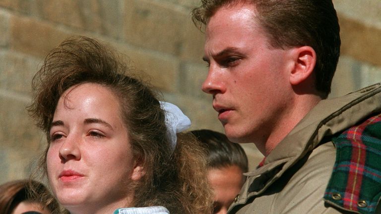 Susan and David Smith address reporters Nov. 2, 1994 during a news conference in Union, S.C. They pleaded for the safe return of their sons, 14-month-old Alex, and Michael, 3, who had been missing since an alleged car-jack-kidnapping over a week earlier. (AP photo/Mary Ann Chastain)