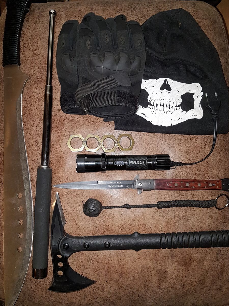 Alan Edward: Neo-Nazi who had home 'armoury' and discussed terror ...