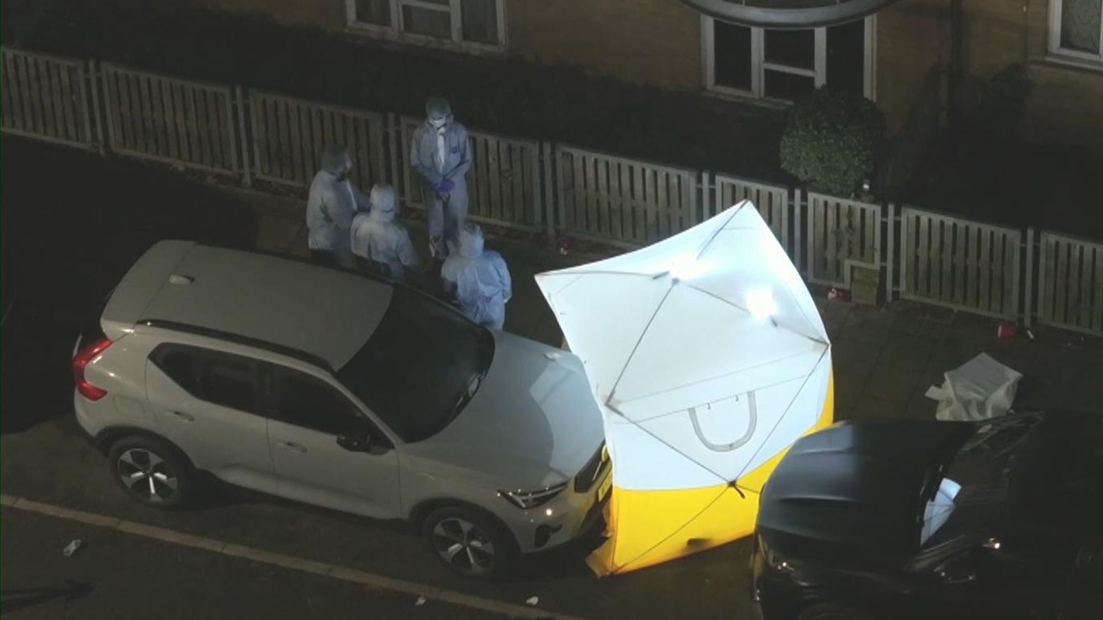 Woman Killed, Two Men Injured in Northwest London Shooting - News Directory 3