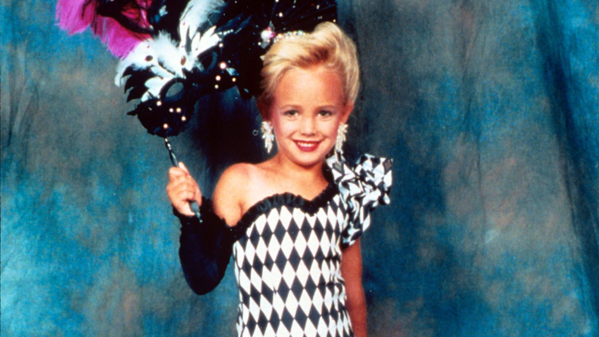 JonBenet Ramsey: Unsolved 1996 killing of six-year-old girl still being  investigated, police say | US News | Sky News