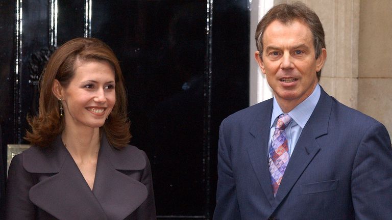 Syrian First Lady, Asma Al-Assad, meets British Prime Minister, Tony Blair, on the doorstep of 10 Downing Street, London, prior to a meeting with Syrian President Bashar Al-Assad.
Read less

Picture by: Matthew Fearn/PA Archive/PA Images
Date taken: 16-Dec-2002