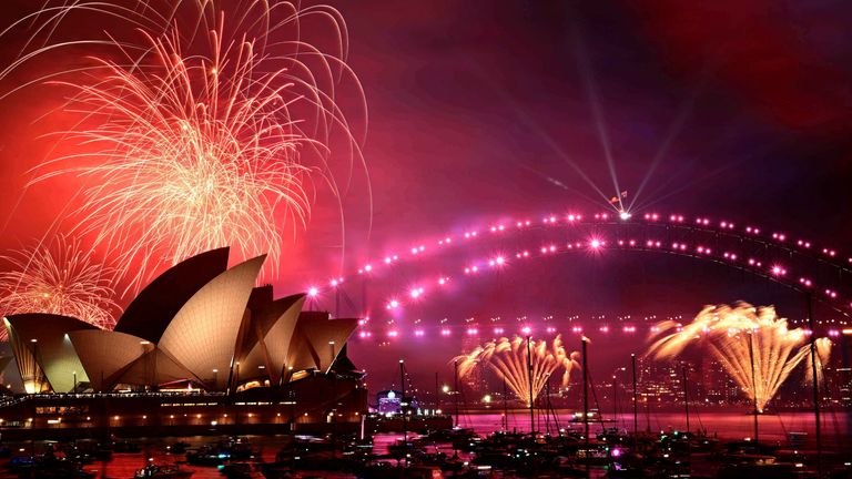 The 9 PM fireworks explode during New Year’s Eve celebrations in Sydney, Australia, December 31, 2024. AAP Image/Bianca De Marchi/via REUTERS ATTENTION EDITORS - THIS IMAGE WAS PROVIDED BY A THIRD PARTY. NO RESALES. NO ARCHIVE. AUSTRALIA OUT. NEW ZEALAND OUT. NO COMMERCIAL OR EDITORIAL SALES IN NEW ZEALAND. NO COMMERCIAL OR EDITORIAL SALES IN AUSTRALIA.

