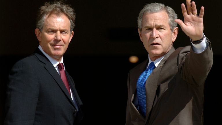 Tony Blair with George Bush 