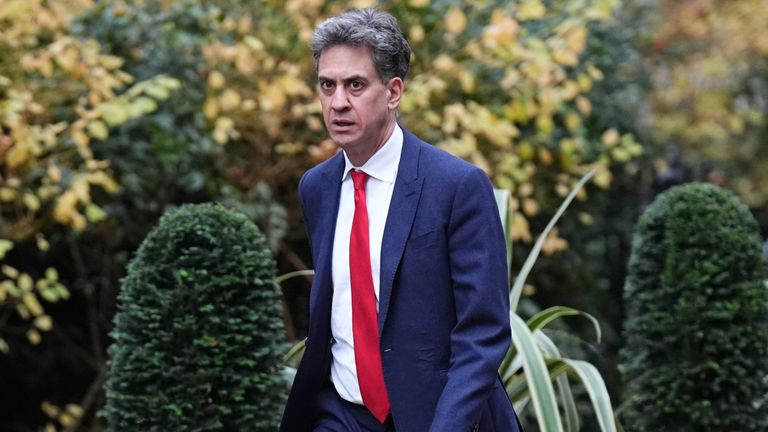 Ed Miliband arriving ahead of Prime Minister Sir Keir Starmer welcoming the Emir of Qatar Sheikh Tamim bin Hamad Al Thani to 10 Downing Street.
Pic: PA