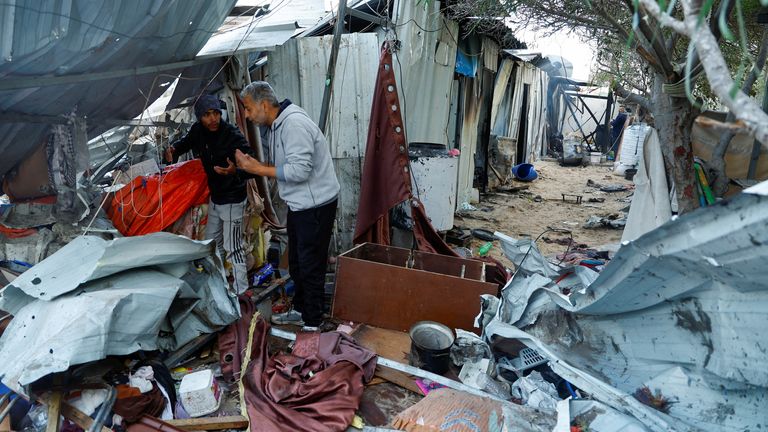 aftermath of an Israeli strike on a tent camp, in Khan Younis in the southern Gaza Strip December 5, 2024. REUTERS/Mohammed Salem