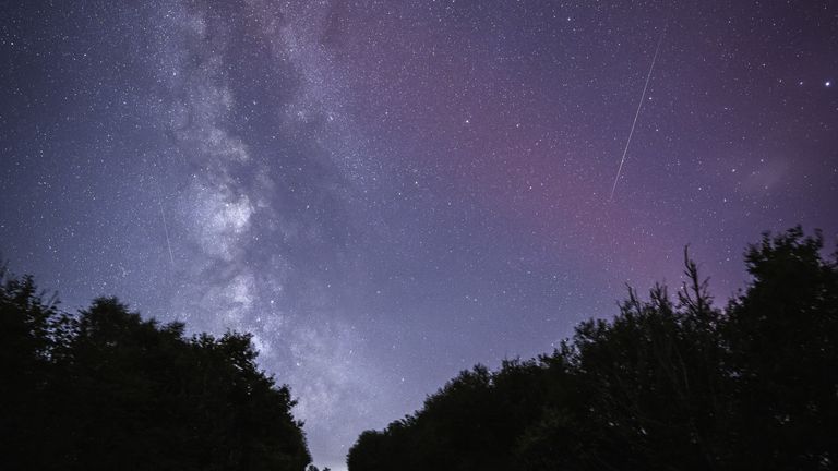 Welsh astrophotographer Dafydd Wyn Morgan captures meteor shower