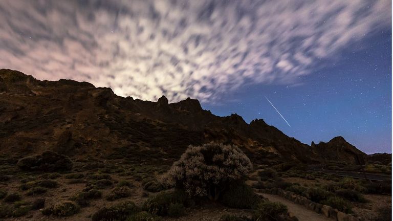 Welsh astrophotographer Dafydd Wyn Morgan captures meteor shower