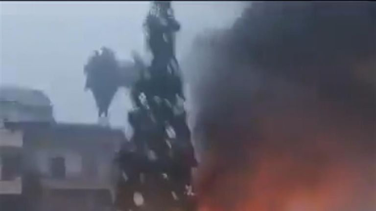 Christmas tree set on fire in Syria