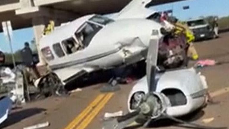 Several injured in small plane crash on Texas highway | US News | Sky News