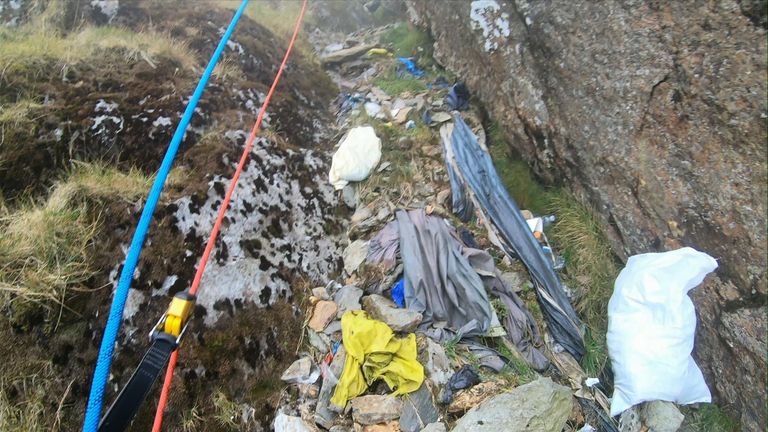 Rubbish on Yr Wyddfa (Mount Snowdon). Pic: British Mountaineering Council/Tom Carrick