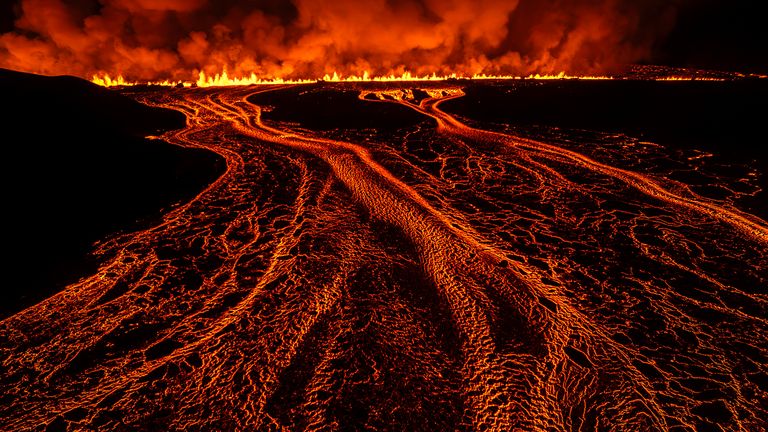 A new volcanic eruption that started on the Reykjanes Peninsula in Iceland, Wednesday, Nov.20, 2024. (AP Photo/Marco di Marco)