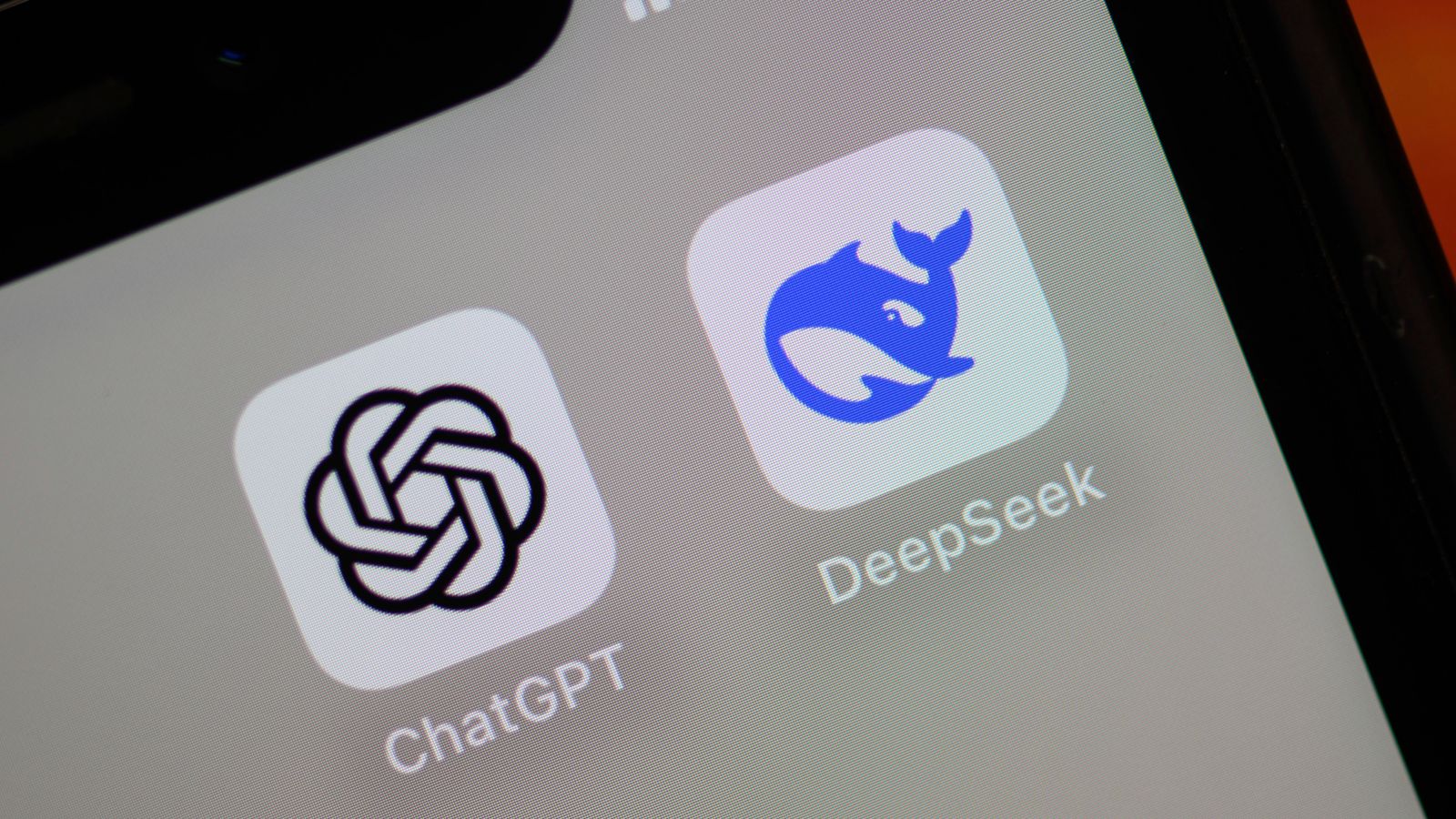 How Chinese DeepSeek can be as good as US AI rivals at ...