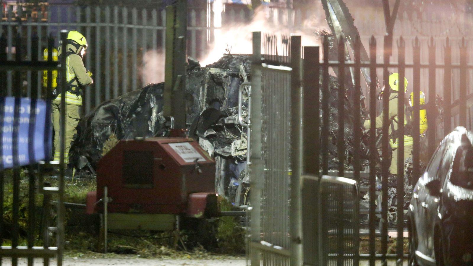 Police 'tried to smash windscreen' after fatal helicopter crash involving Leicester City owner