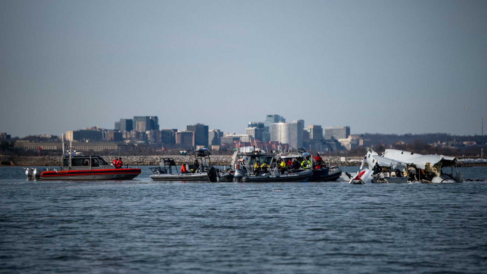 Washington DC plane crash: Authorities recover 41 bodies after mid-air collision