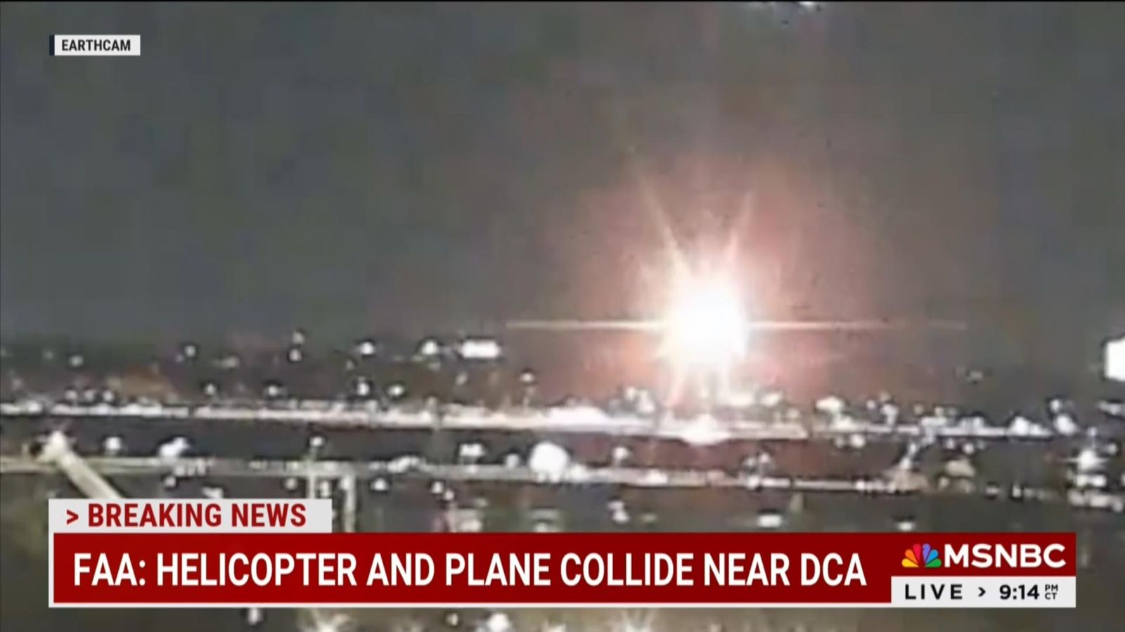 Washington DC plane crash 'Many, many dead' after passenger plane and