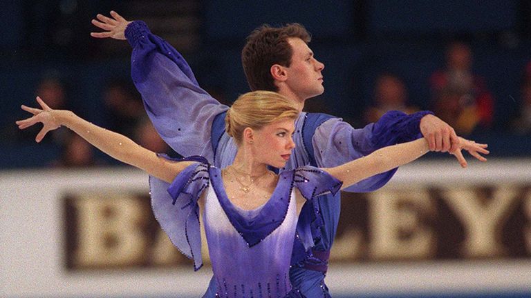 Mandatory Credit: Photo by Colorsport/Shutterstock 

(3098203a).EVEGENIA SHISHKOVA & VADIM NAUMOV - RUSSIA WORLD CHAMPIONSHIPS BIRMINGHAM NEC 9/3/95 Great Britain Birmingham.Sport