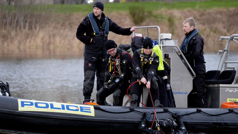 A Police dive boat on the River Dee in Aberdeen during the ongoing search for missing sisters, Eliza and Henrietta Huszti. The pair were last seen on CCTV on Market Street at Victoria Bridge, Aberdeen, at about 2.12am on Tuesday January 7. Picture date: Tuesday January 14, 2025. PA Photo. See PA story POLICE Sisters. Photo credit should read: Andrew Milligan/PA Wire 