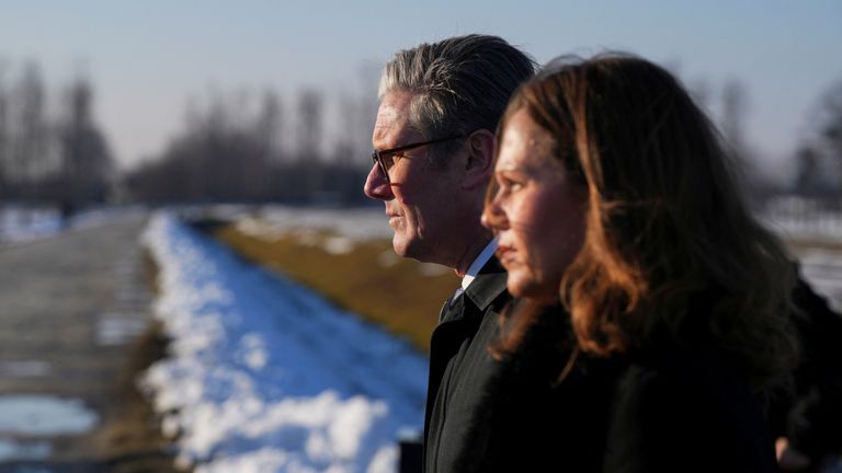 British Prime Minister Keir Starmer and his wife Victoria Starmer visit the Memorial And Museum Auschwitz-Birkenau, a former German Nazi concentration and extermination camp, in Oswiecim, Poland January 17, 2025. REUTERS/Aleksandra Szmigiel