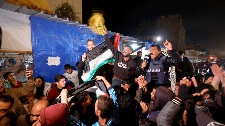 Palestinians react to news of ceasefire agreement with Israel in Khan Yunis, southern Gaza Strip. photo reuter