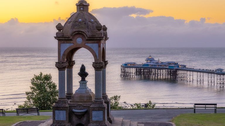 The Queen Victoria bust looks over Llandudno pier. Pic: iStock