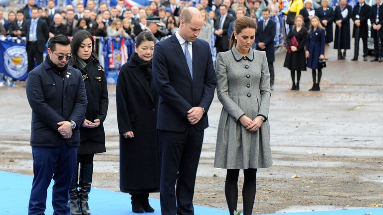 The Duke and Duchess of Cambridge during a visit to pay tribute to those who were tragically killed in an helicopter crash at Leicester City Football Club...s stadium, King Power Stadium, Leicester, England, Wednesday, Nov. 28, 2018. Vichai Srivaddhanaprabha, the Thai billionaire owner of Premier League team Leicester City was among five people who died after his helicopter crashed and burst into flames shortly after taking off from the soccer field on Saturday Oct. 27, 2018. (AP Photo/Rui Vieira)