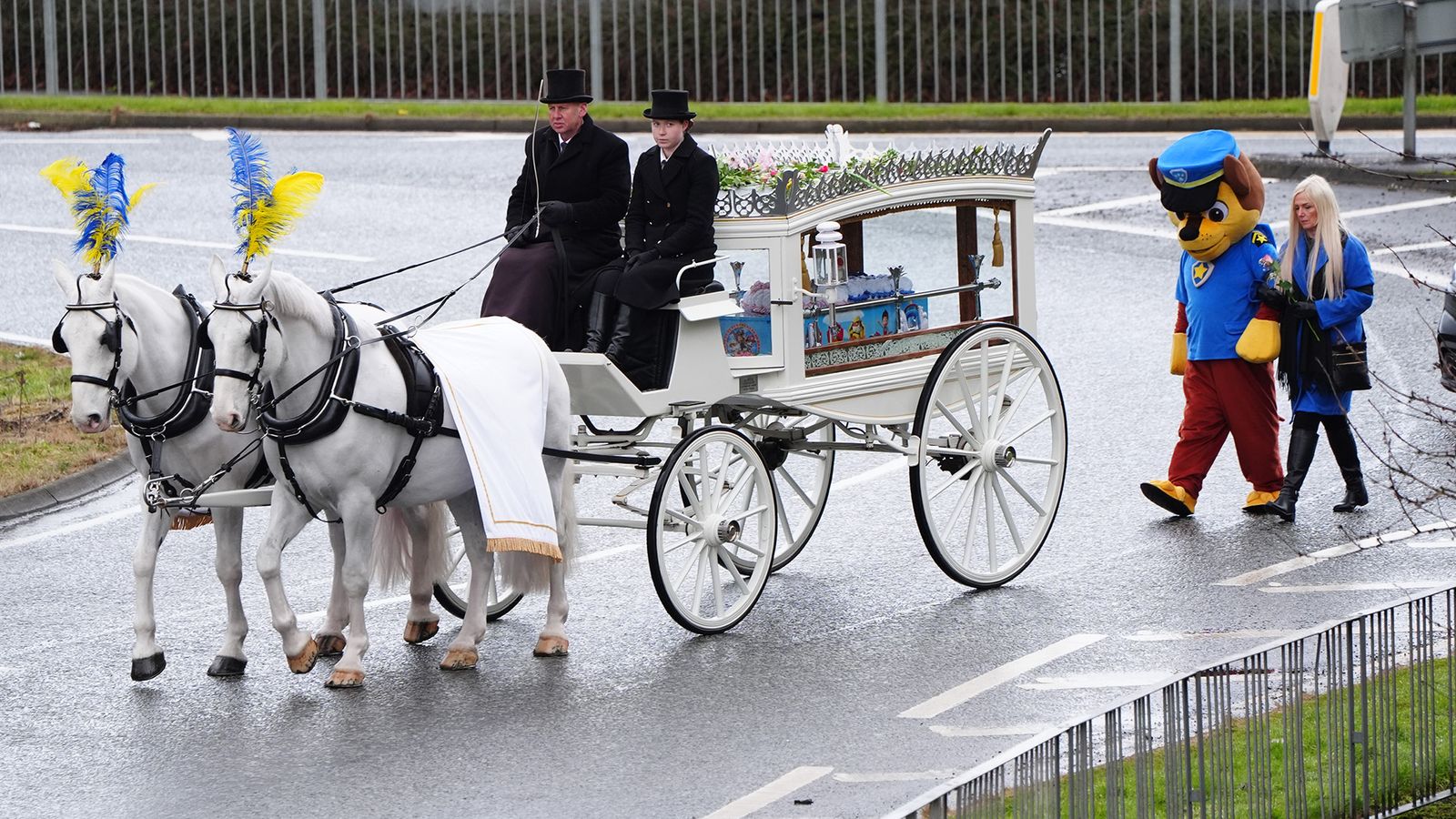 Community lines streets to say goodbye to murdered schoolgirl on her 'final journey'