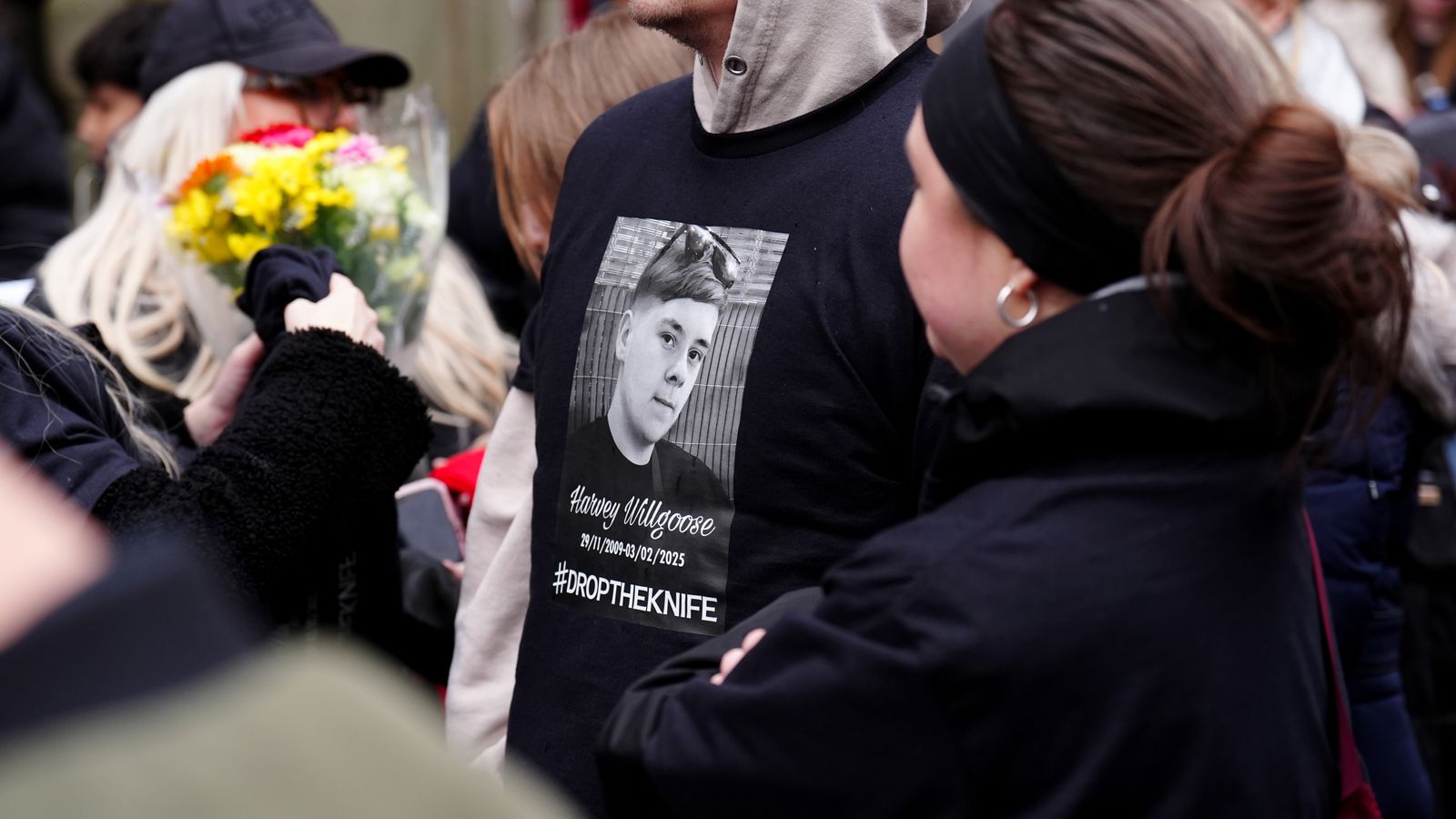 Harvey Willgoose Sheffield United fans and players pay poignant tribute to teenager stabbed to