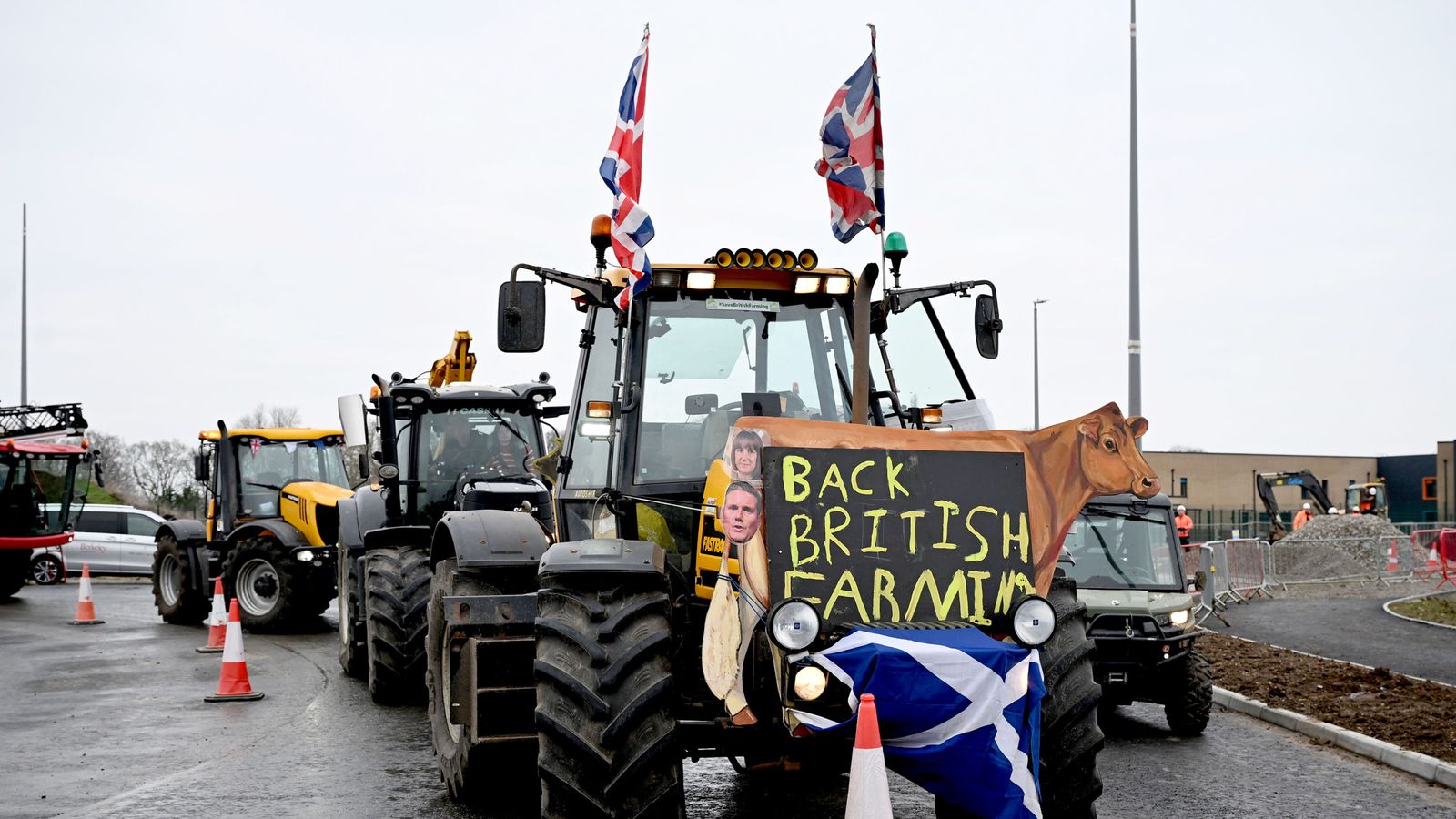 Starmer cuts short Buckinghamshire visit after farmers stage noisy tractor protest