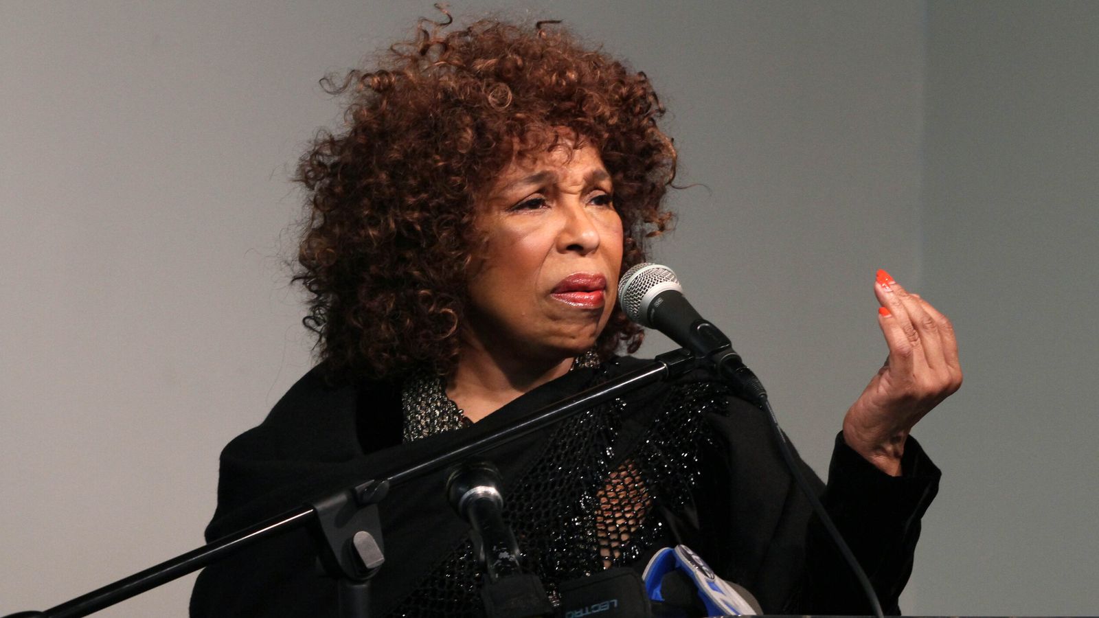 Roberta Flack dies aged 88