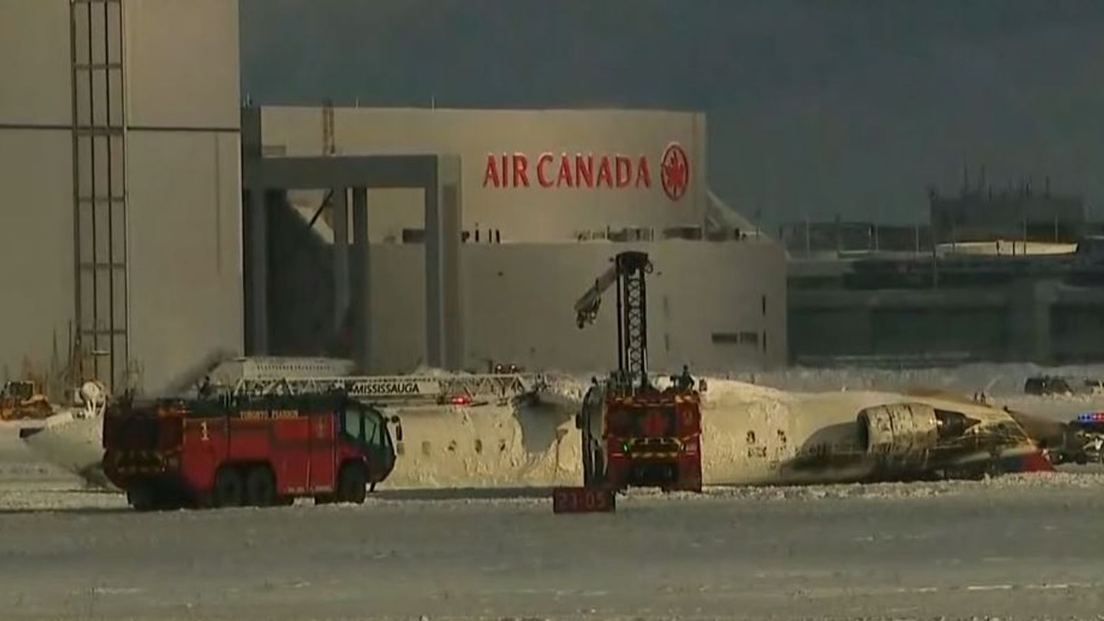 Emergency teams responding after plane crash in Toronto