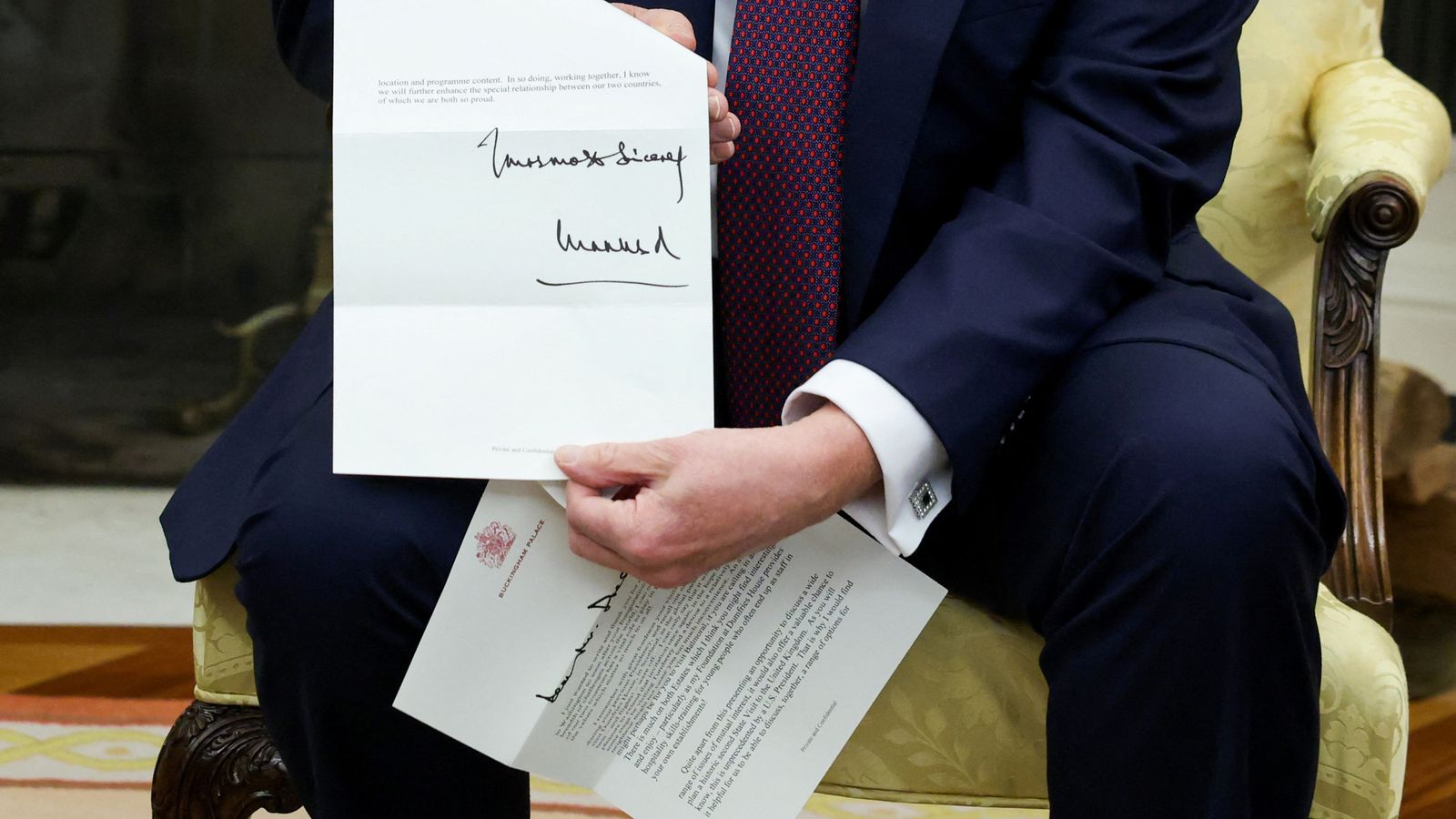 What does the King's letter to Trump say?