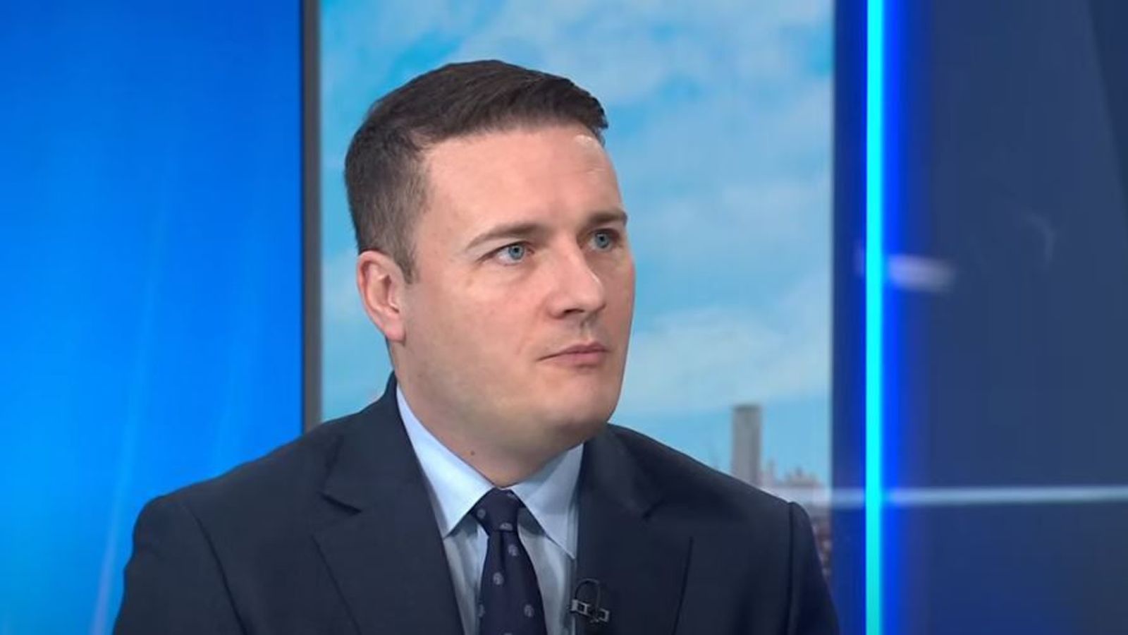 Ukraine war is 'frontline for all' in Europe, Streeting says - as PM talks of 'UK troops on the ground'