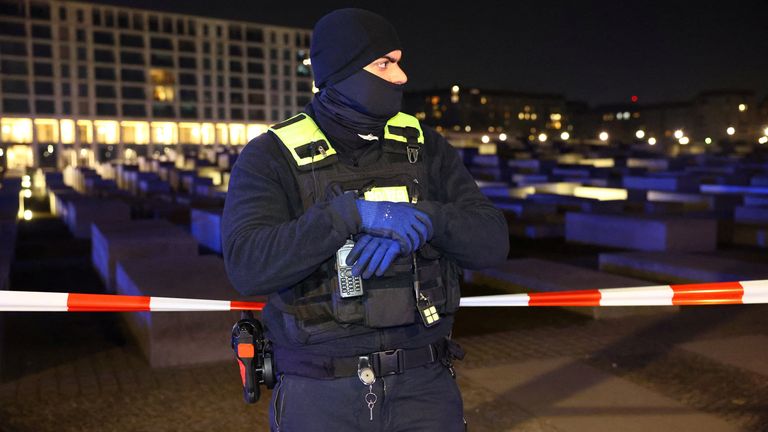 Man arrested over stabbing at Berlin Holocaust memorial is Syrian refugee