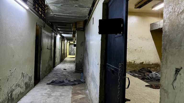 Inside an empty prison in Damascus