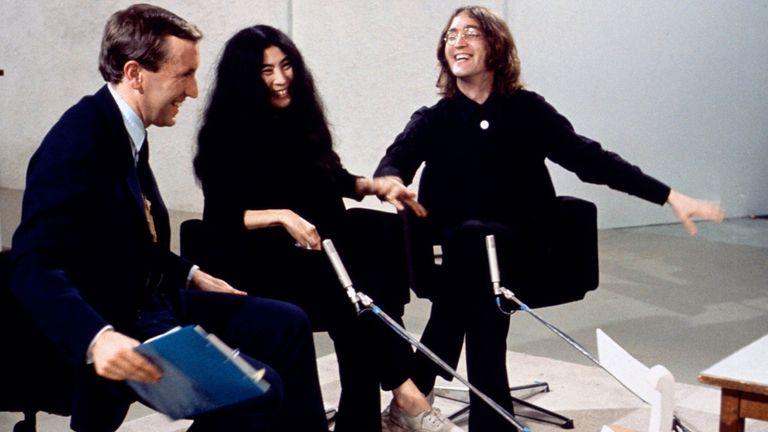 Pic: ITV/Shutterstock 

John Lennon and Yoko Ono appear on the 'Frost on Sunday' tv chat chow programme, produced by ITV London Weekend Television, with David Frost
ITV ARCHIVE