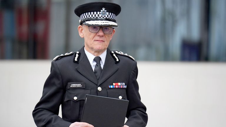 Met Police reveals new charter for stop and search