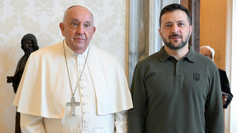 Ukrainian President Volodymyr Zelenskiy meets with Pope Francis at the Vatican, October 11, 2024.   Vatican Media/­Handout via REUTERS    ATTENTION EDITORS - THIS IMAGE WAS PROVIDED BY A THIRD PARTY.